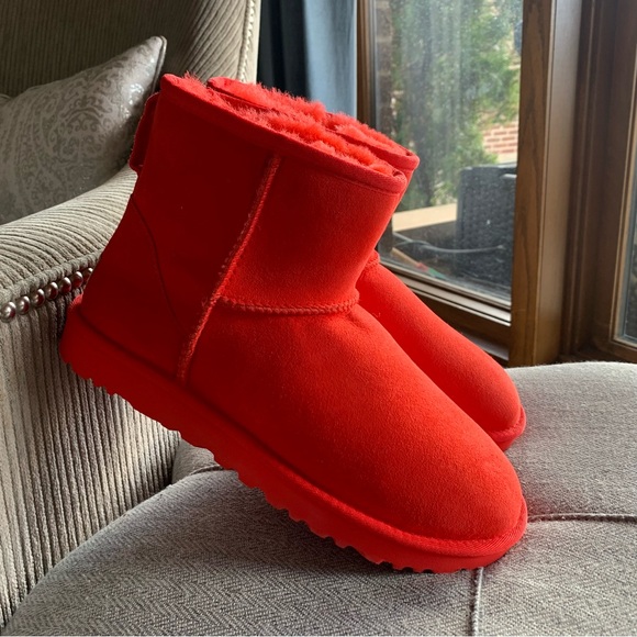 Womens UGG® Classic Mini II Boot - Picture 2 of 11